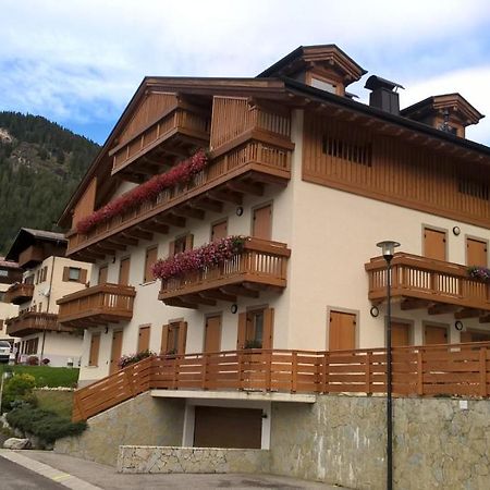 Vista Pelmo Apartman Colle Santa Lucia Kültér fotó